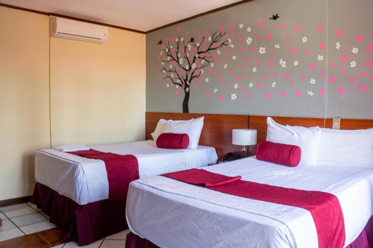 Hotel Fotherhouse San Salvador Ngoại thất bức ảnh