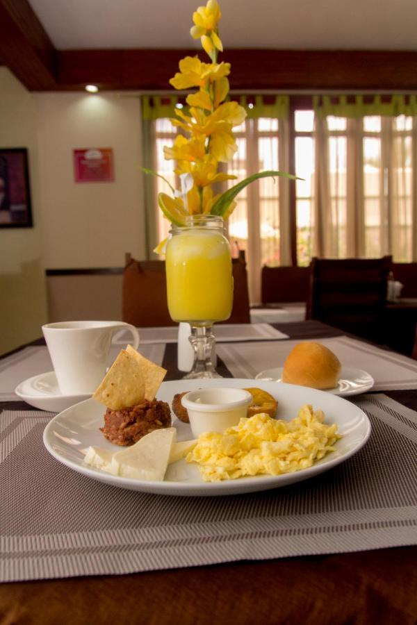 Hotel Fotherhouse San Salvador Ngoại thất bức ảnh