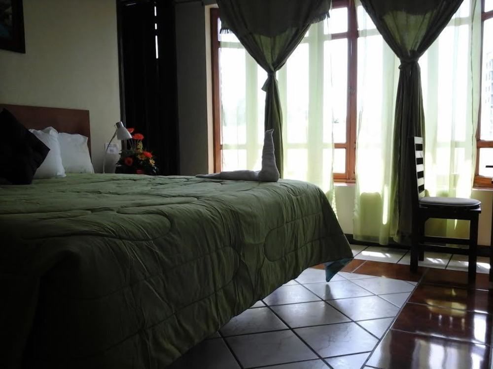 Hotel Fotherhouse San Salvador Ngoại thất bức ảnh