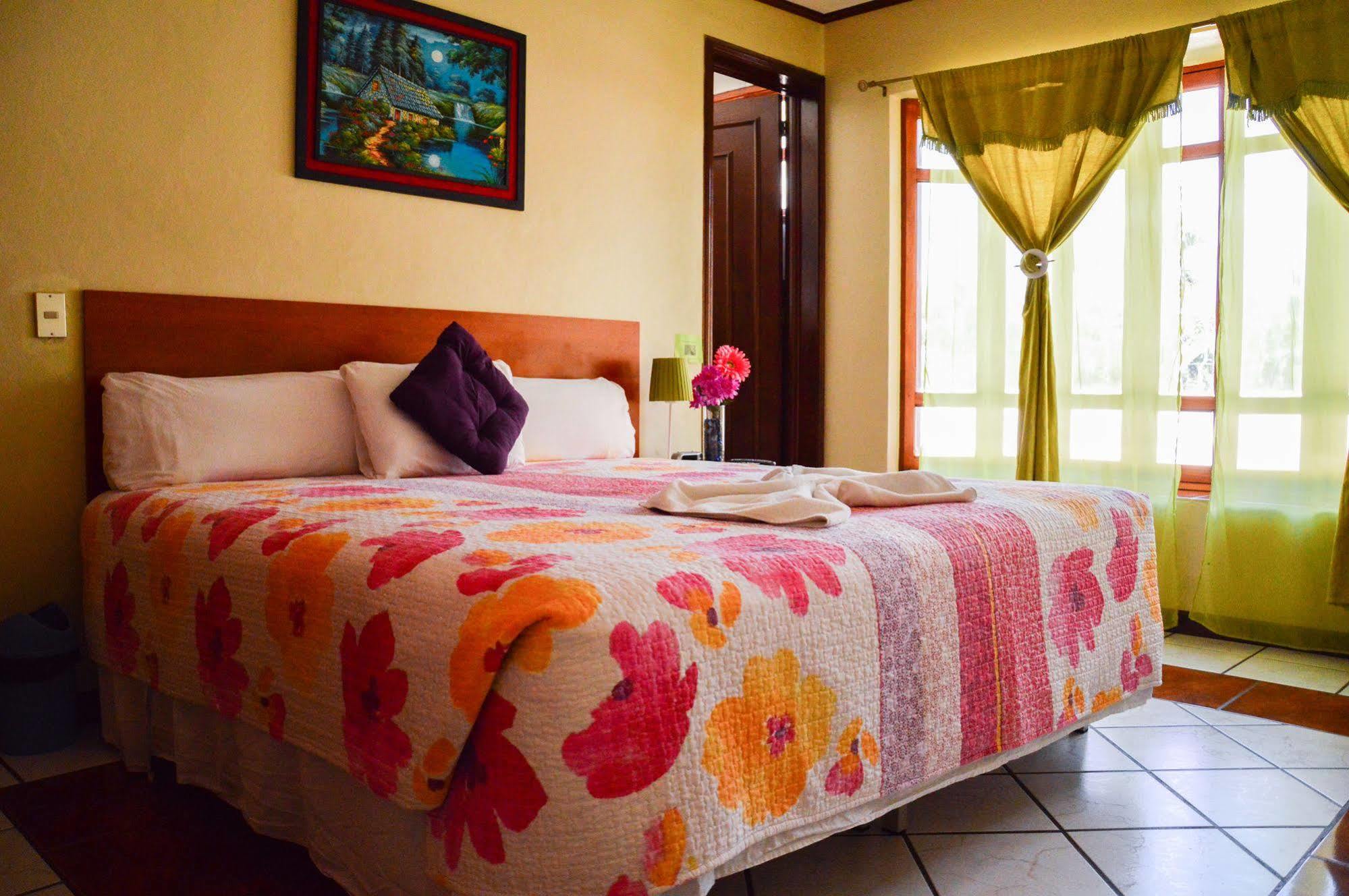 Hotel Fotherhouse San Salvador Ngoại thất bức ảnh