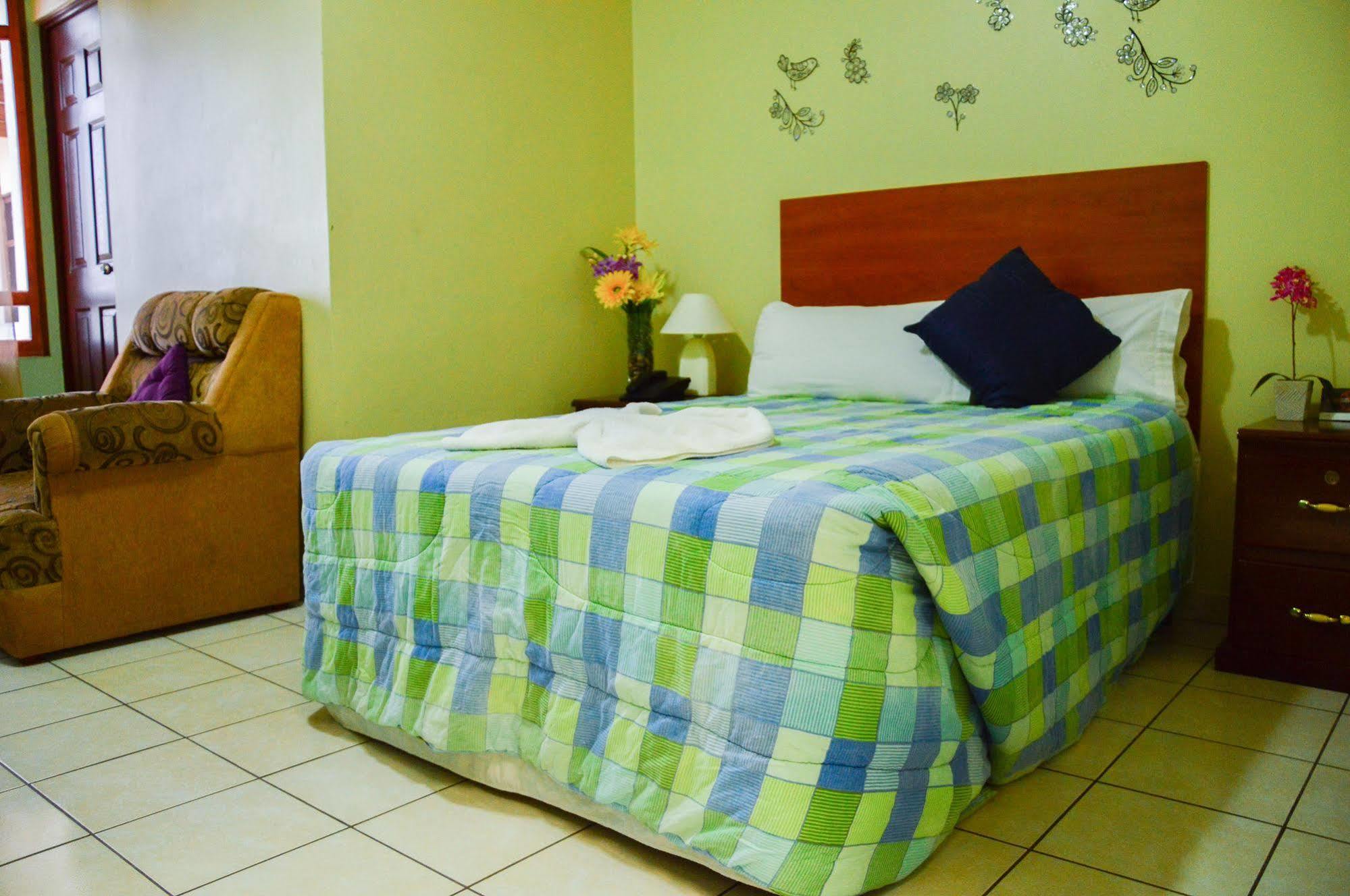 Hotel Fotherhouse San Salvador Ngoại thất bức ảnh